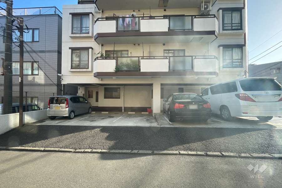 敷地内駐車場（屋外平面式）