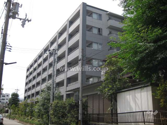 ジェイグラン甲子園口の外観（南東側から）