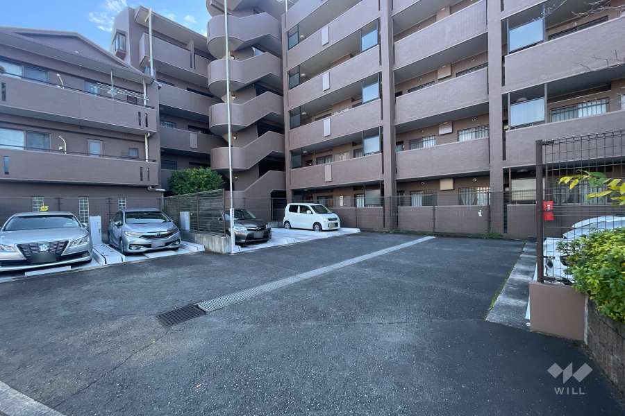 敷地内駐車場（屋外機械式）