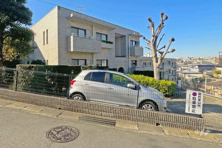 宮前平ハイデンスの外観（南東側から）