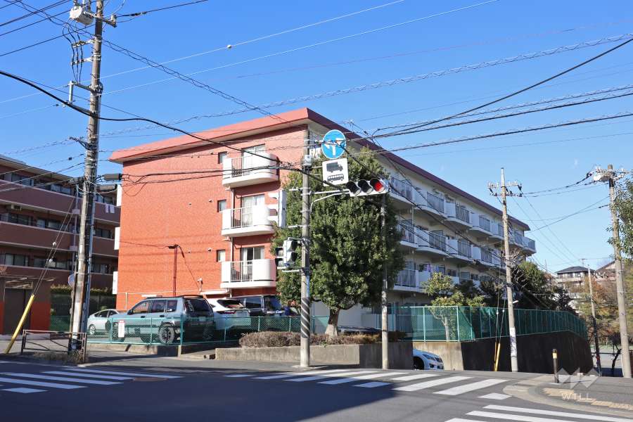 コートハウス宮前平の外観（南側から）