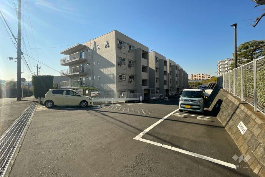 宮前平パームハウスＡ棟の外観（北東側から）