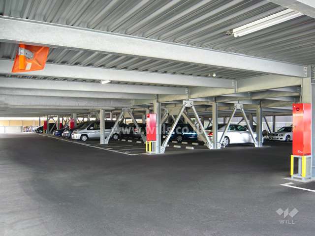 自走式平面駐車場です。