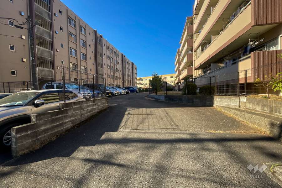 駐車場の出入り口