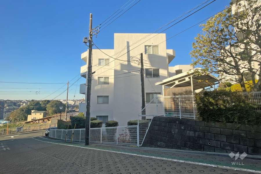 東急ドエル宮前平アネックスＢ棟の外観（東南側から）