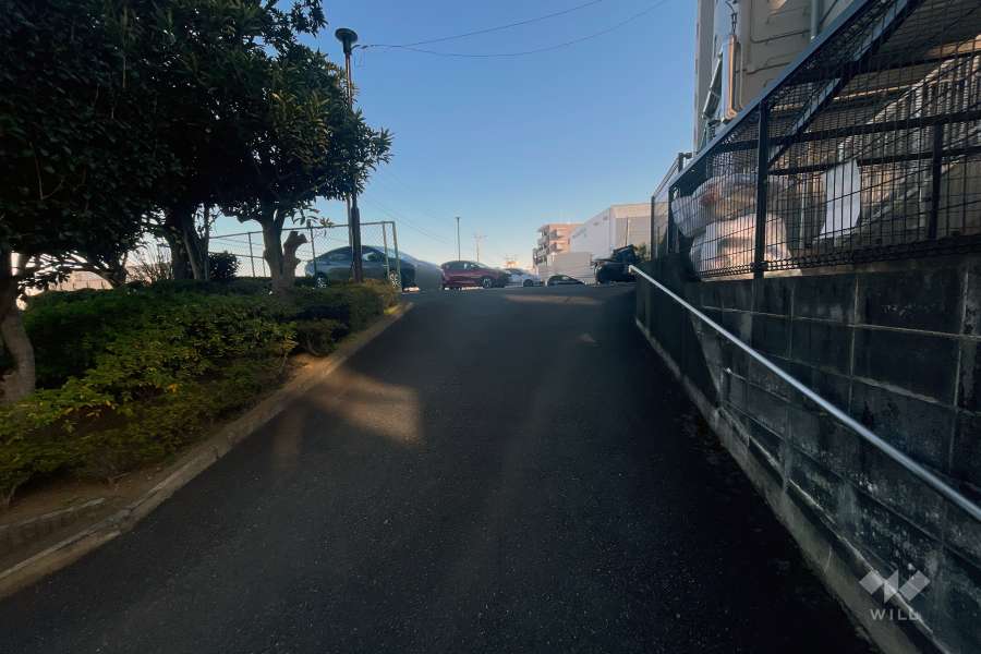 駐車場の出入り口