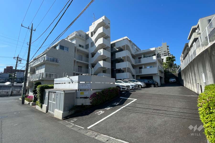 鷺沼プールサイドスカイマンションの外観（北側から）