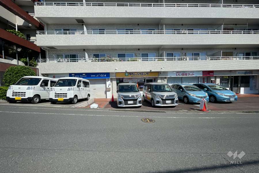 敷地内駐車場（屋外平面式）