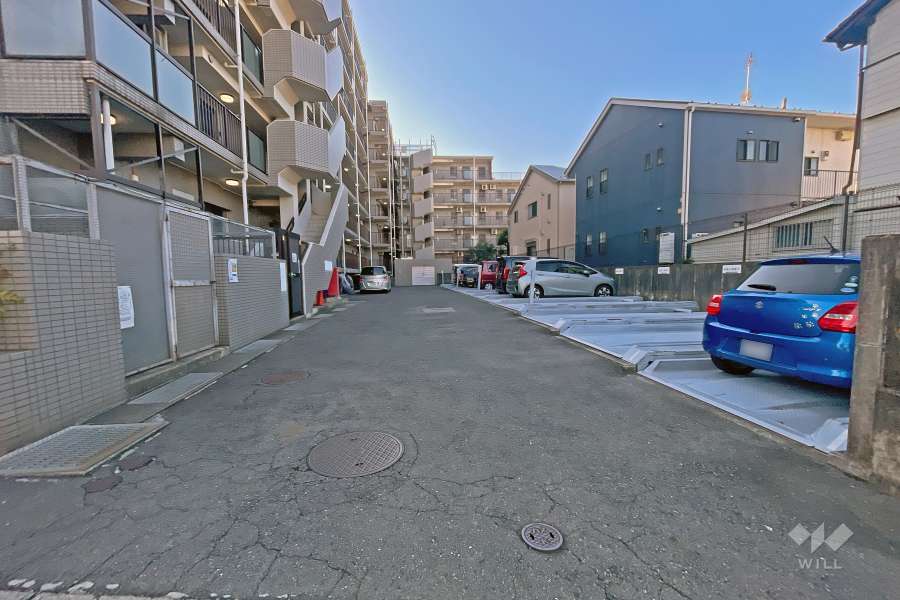 敷地内駐車場（屋外機械式）