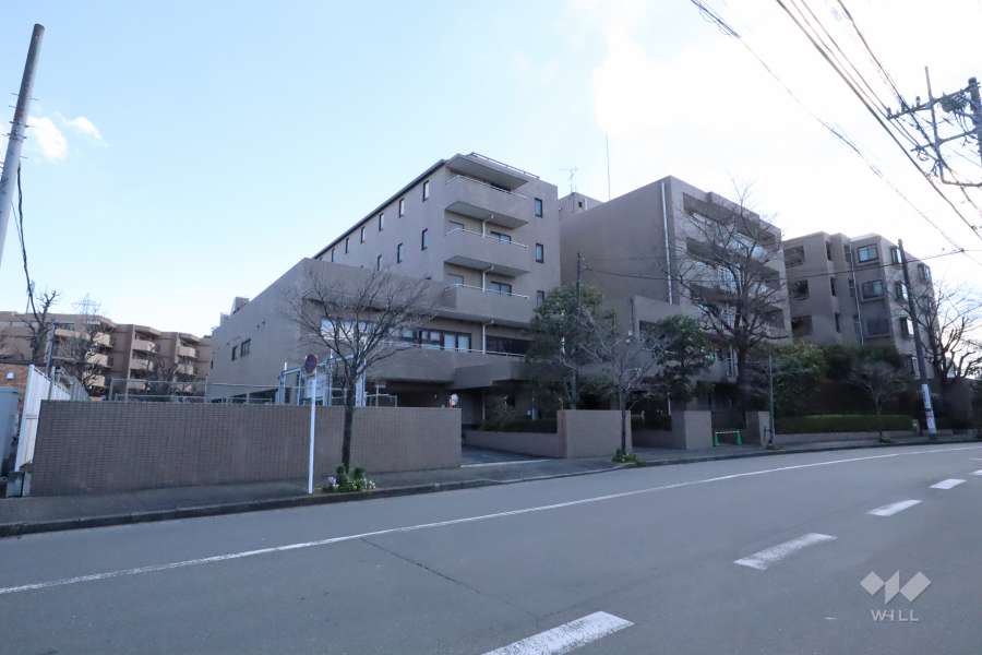 ベルググランデ鷺沼の外観(北西側から)