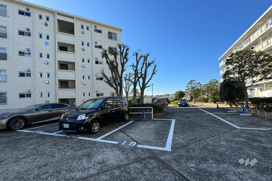 敷地内駐車場（屋外平面式）