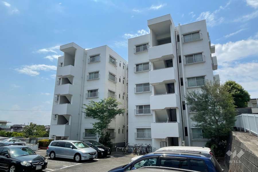 東急ドエル宮崎台テラスＡ棟の外観（北西側から）