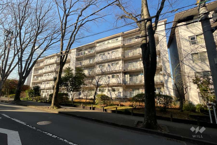 宮前平グリーンハイツ３８号棟の外観（北西側から）