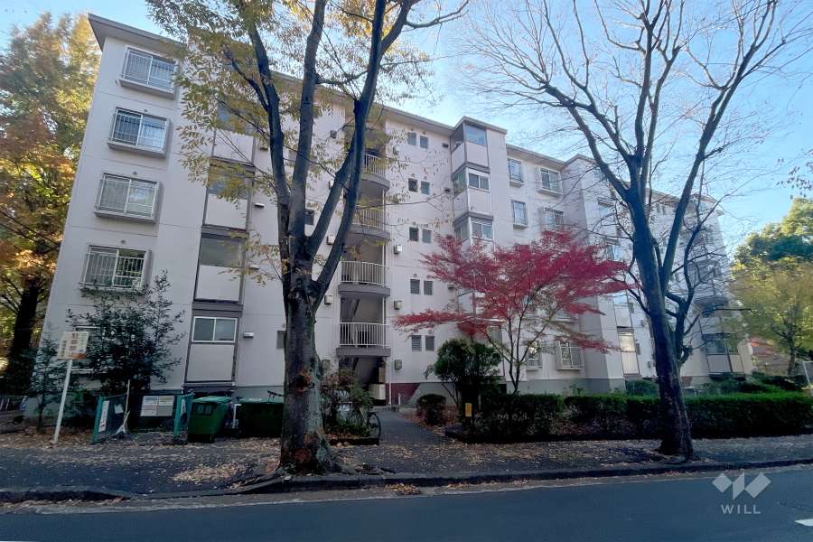 宮前平グリーンハイツ45号棟の外観（北側から）