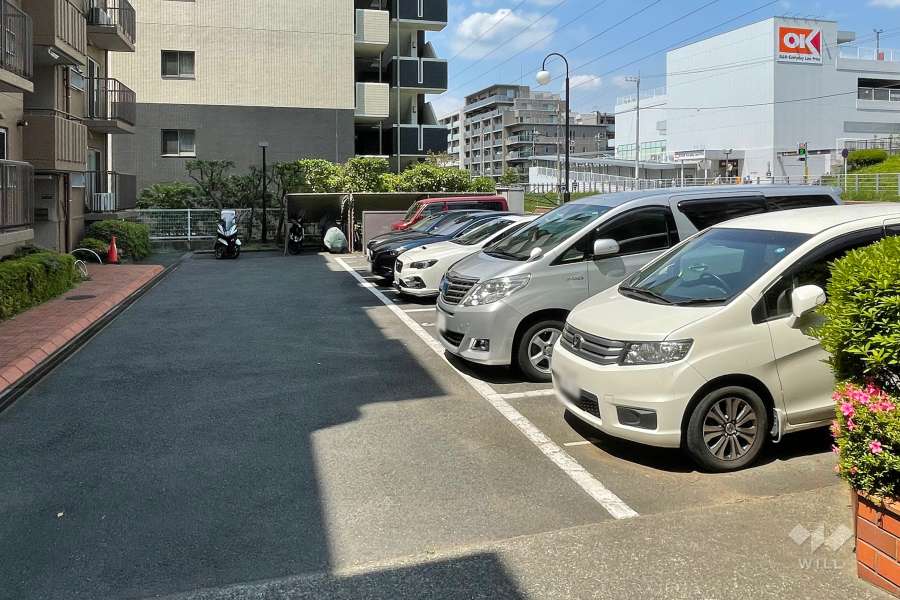 敷地内駐車場（屋外平面式）