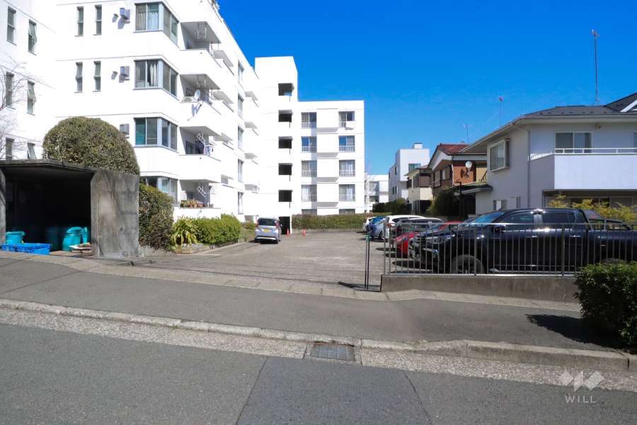 敷地内駐車場（屋外平面式）