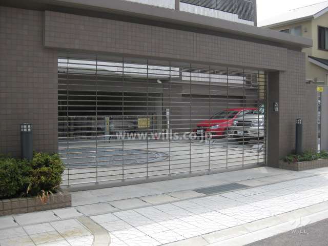 駐車場入り口