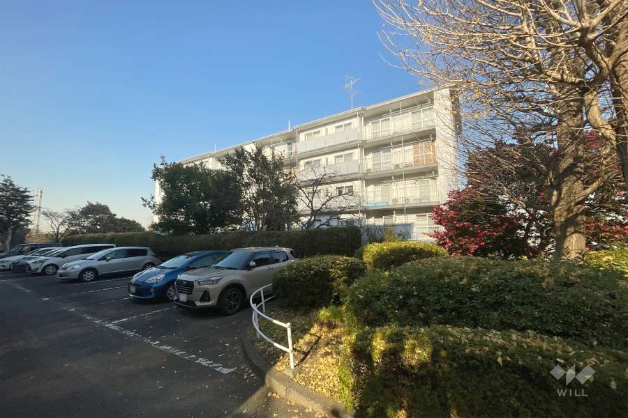 宮前平グリーンハイツ２０号棟の外観（南側から）