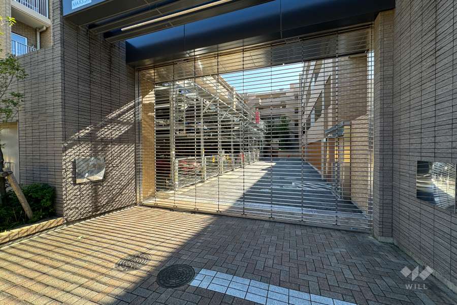 駐車場出入口（リングシャッター付き）