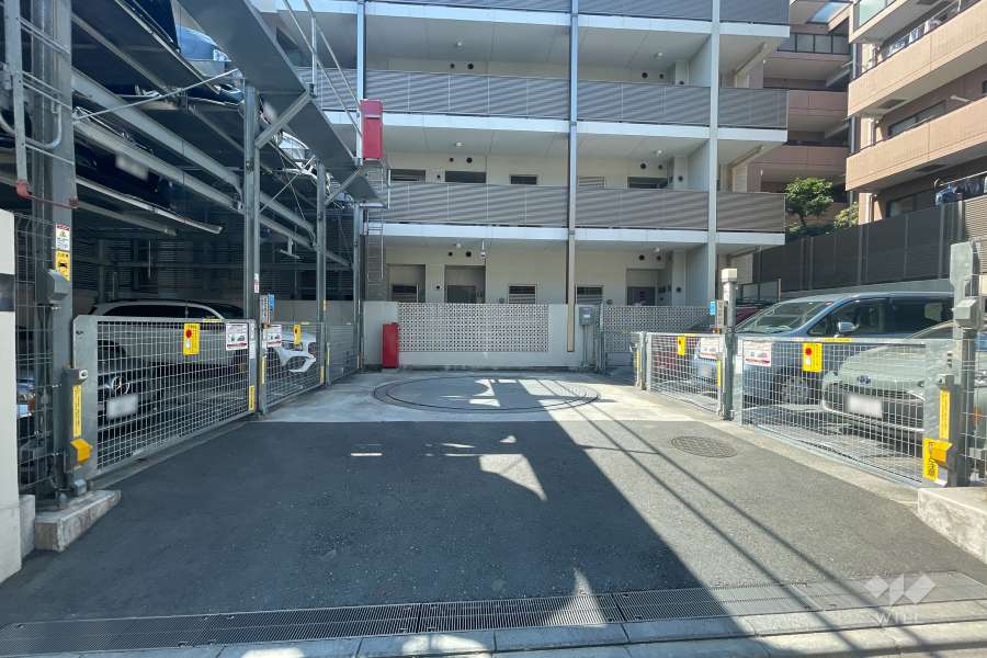 敷地内駐車場（屋外機械式）