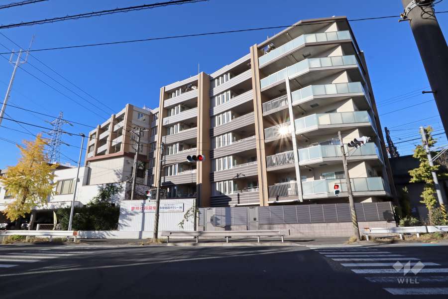 ブリシア宮崎台の外観(南東側から)