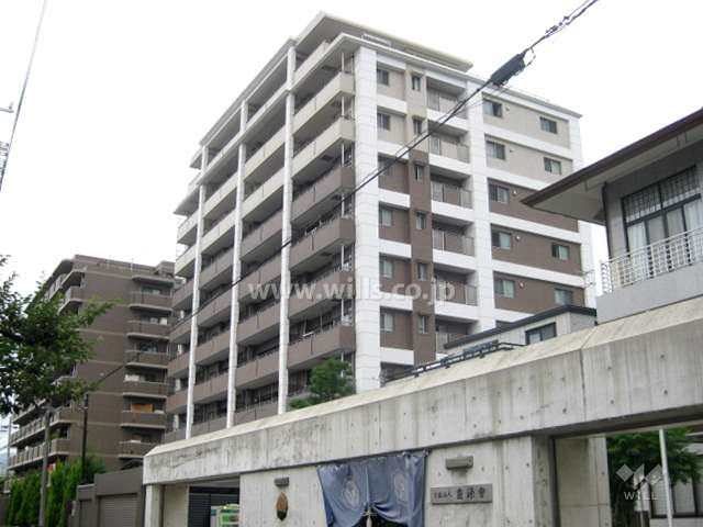 グランスイート甲子園口の外観（南東側から）