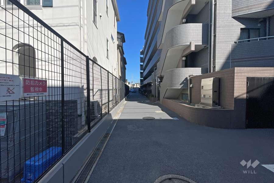 駐車場の出入り口