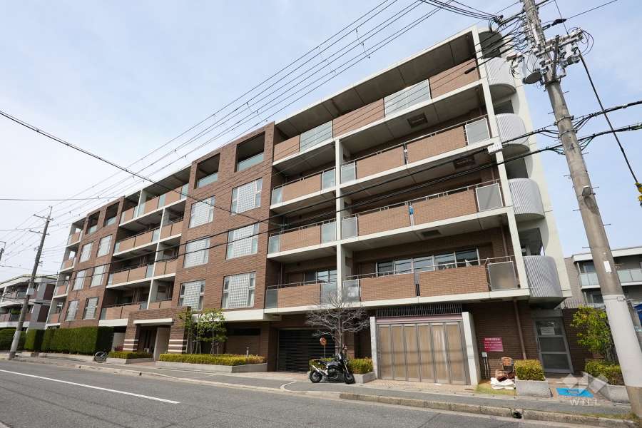 ウィルグランデ甲子園の外観（南東側から）