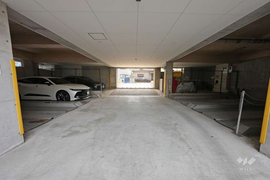 敷地内駐車場（屋内平面式・屋内機械式）