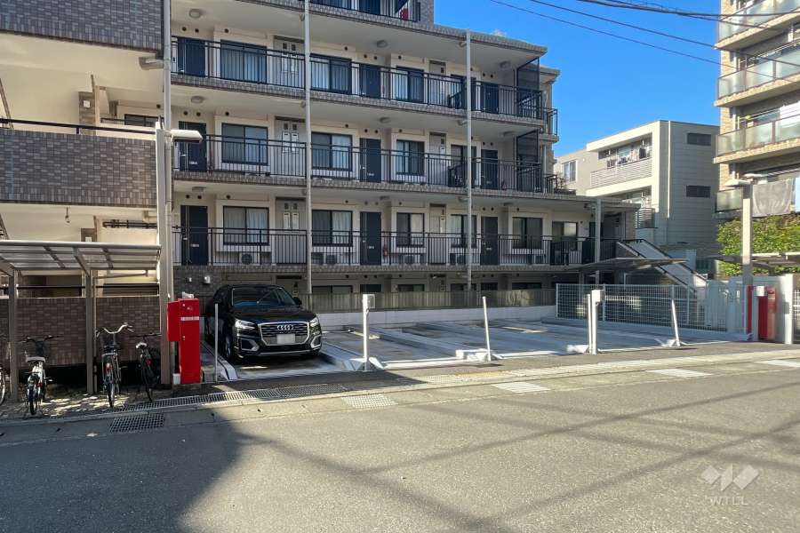 敷地内駐車場（屋外機械式）