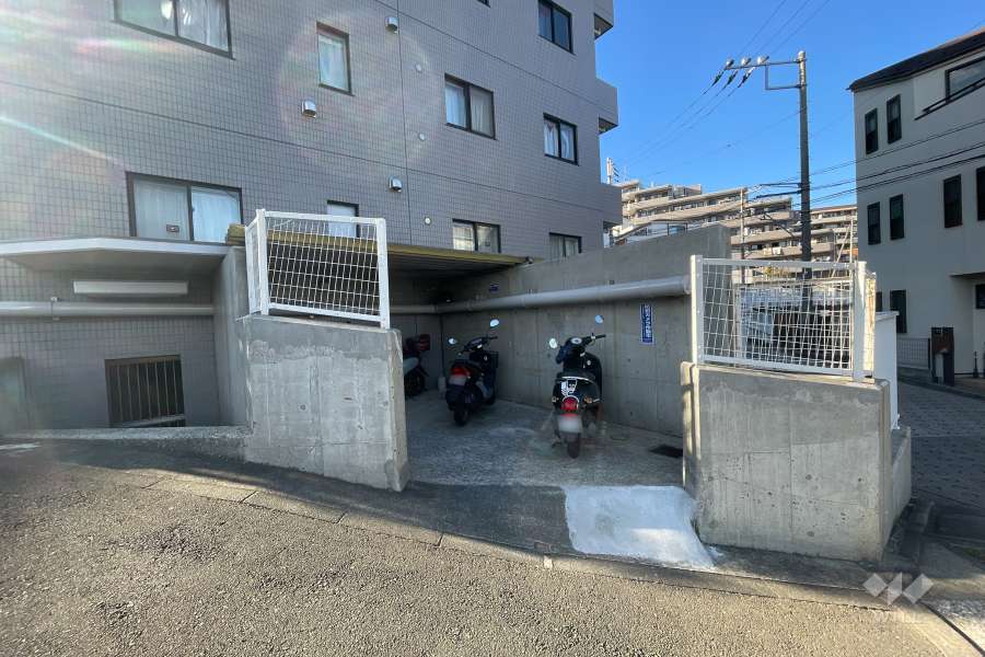 バイク置場