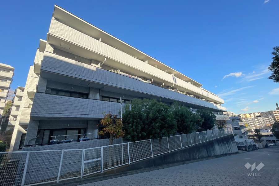 ニューウェルテラス第３日吉の外観（南東側から）