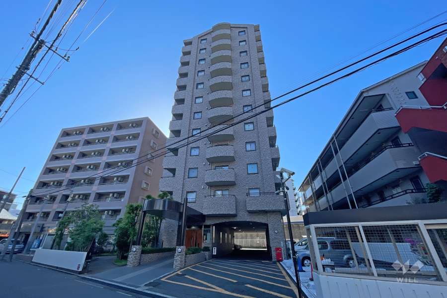 エクレール溝の口の外観（西側から）