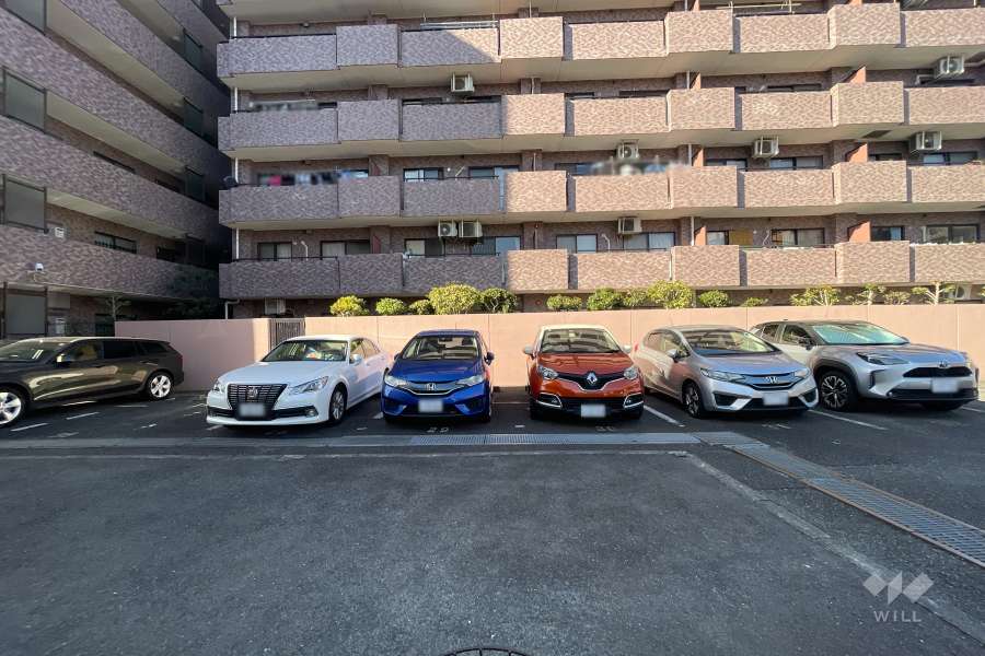敷地内駐車場（屋外平面式）
