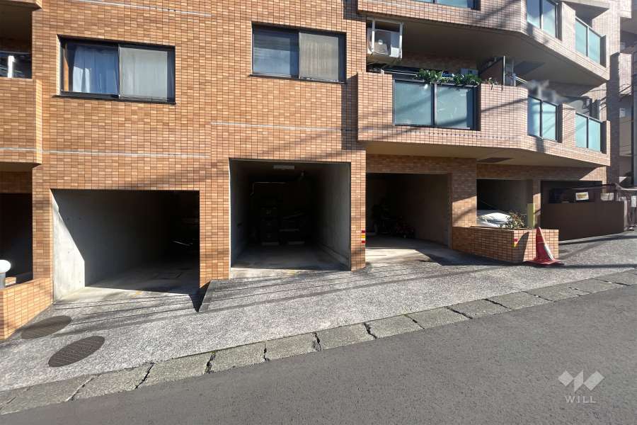 敷地内駐車場（屋内平面式）