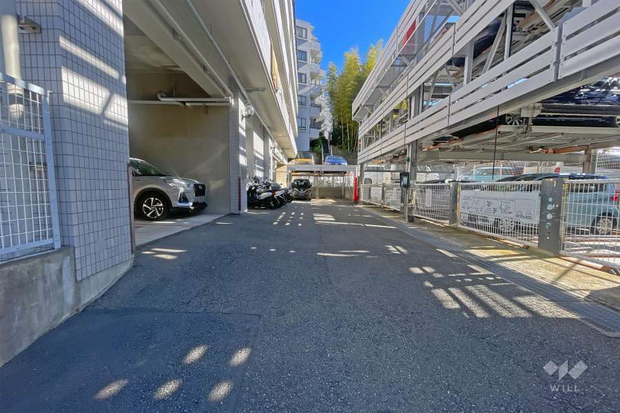 敷地内駐車場（屋外機械式）