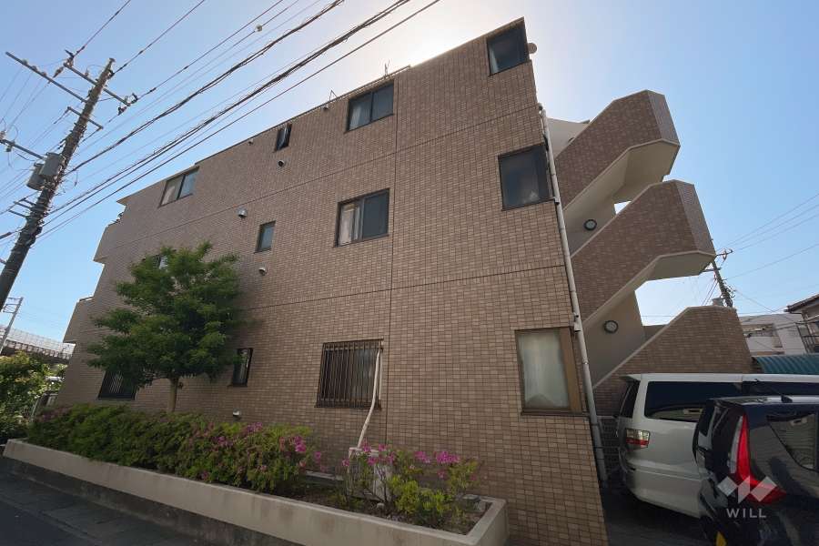 ダイアパレス溝の口東の外観（北東側から）