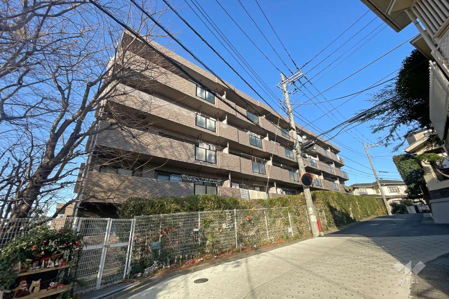 ダイアパレス日吉ヶ丘の外観（南西側から）