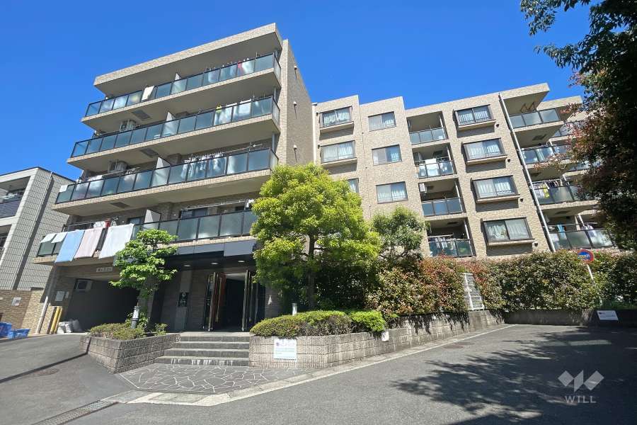 プリンスハイツ梶ヶ谷弐番館の外観（南側から）