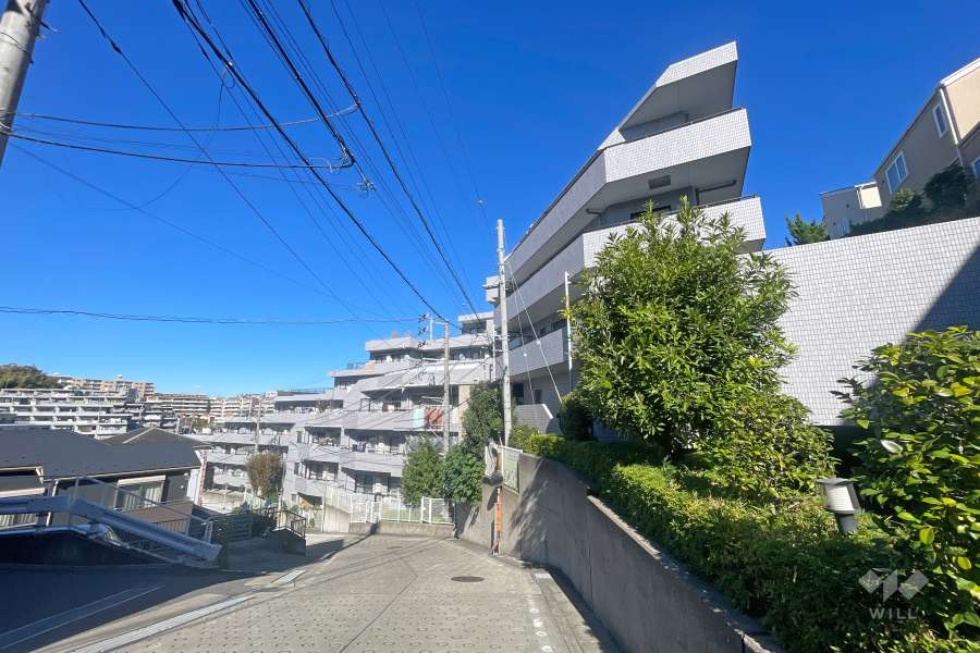 ニューウェルテラス池の里の外観（南東側から）