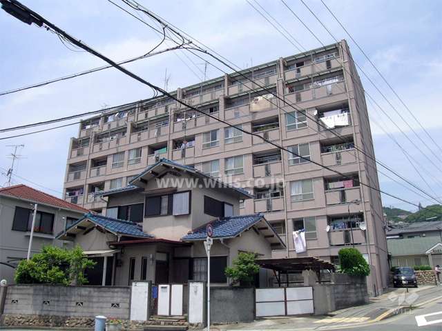 箕面コーポラスの外観（南東側から）