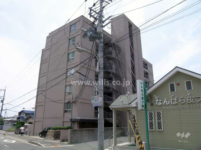 箕面コーポラスの外観（北東側から）