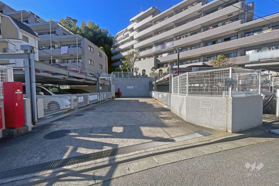 敷地内駐車場（屋外機械式）