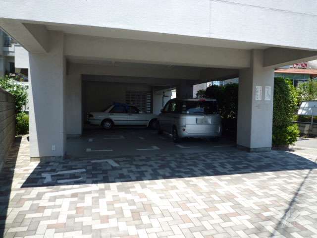 敷地内駐車場（平面式）