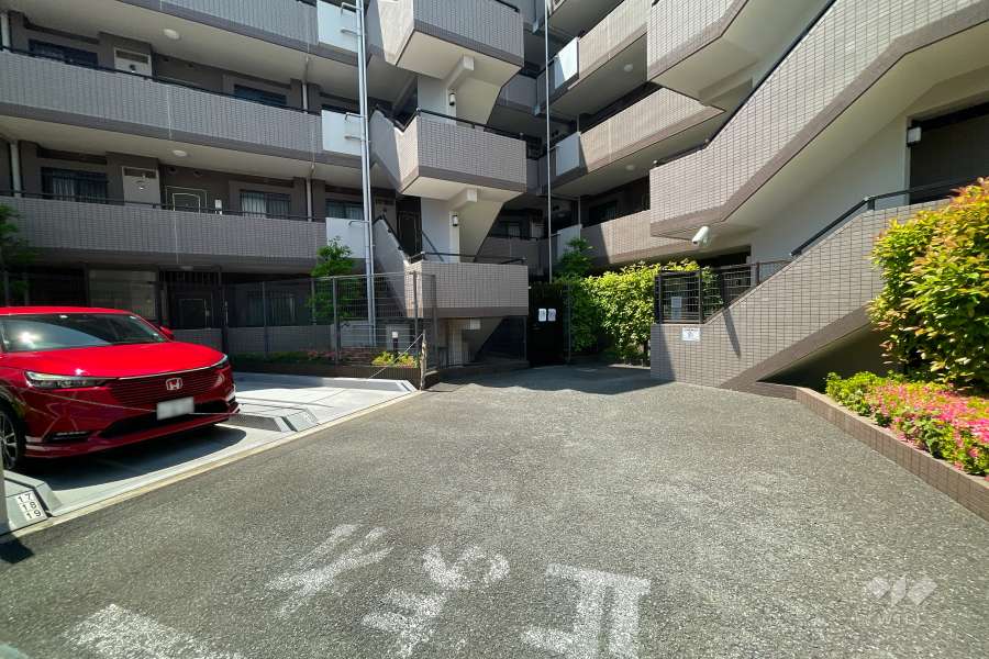 敷地内駐車場（屋外機械式）