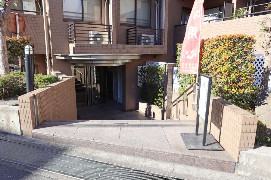 エントランスアプローチ