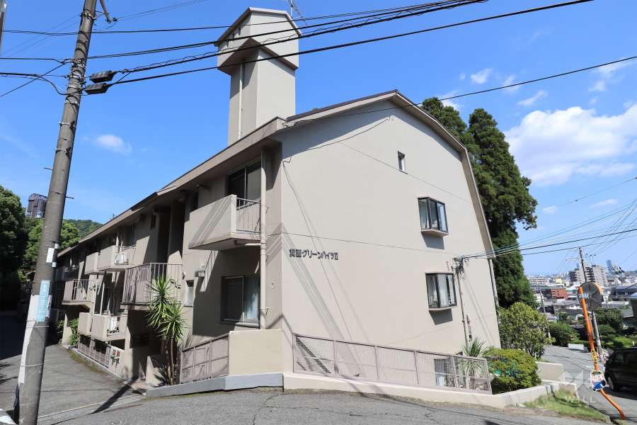 箕面グリーンハイツ2の外観（西側から）