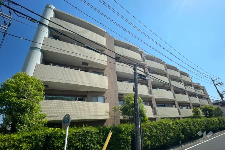 クレッセント二子多摩川5の外観（南西側から）