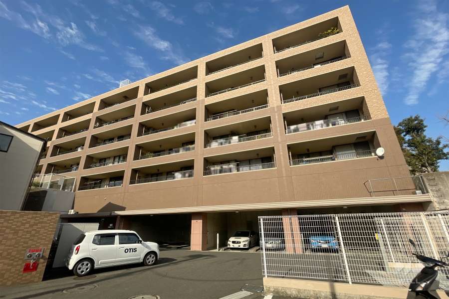 マークミュー溝の口サウスコートの外観（南東側から）