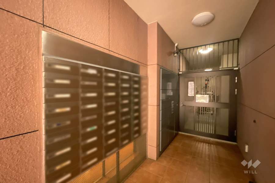 宅配ボックスと共用ポスト